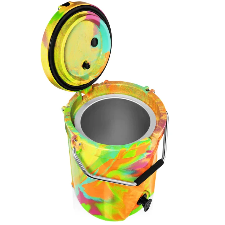 BruMate BackTap 3 Gallon Backpack Cooler 2 BruMate BackTap 3 Gallon Backpack Cooler - Image 2