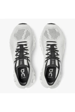 On Running Women's Cloud X -Outdoor Sports Equipment ONR4099702W 20WB 1 HiRes