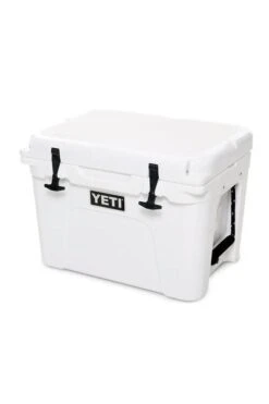 Yeti Tundra Cooler 35 -Outdoor Sports Equipment YETYT35 20WHT 1 Large